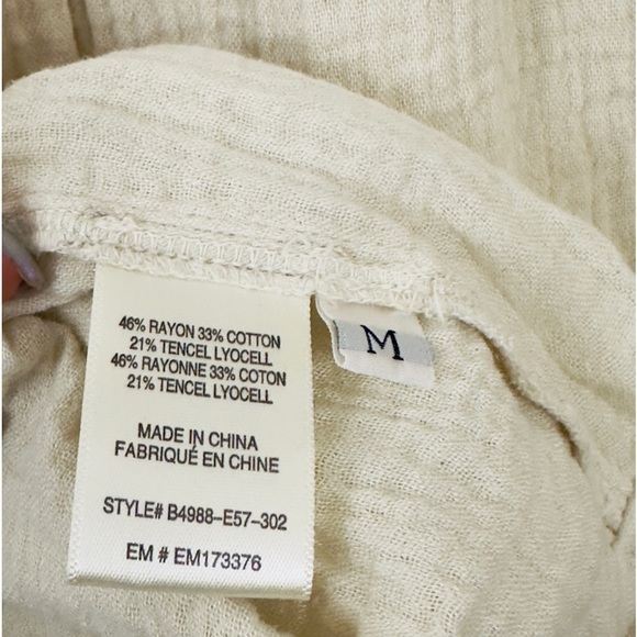 Bella Dahl Long Sleeve Shirred Raglan Button Up Shirt Ivory Grey Medium - Picture 10 of 10